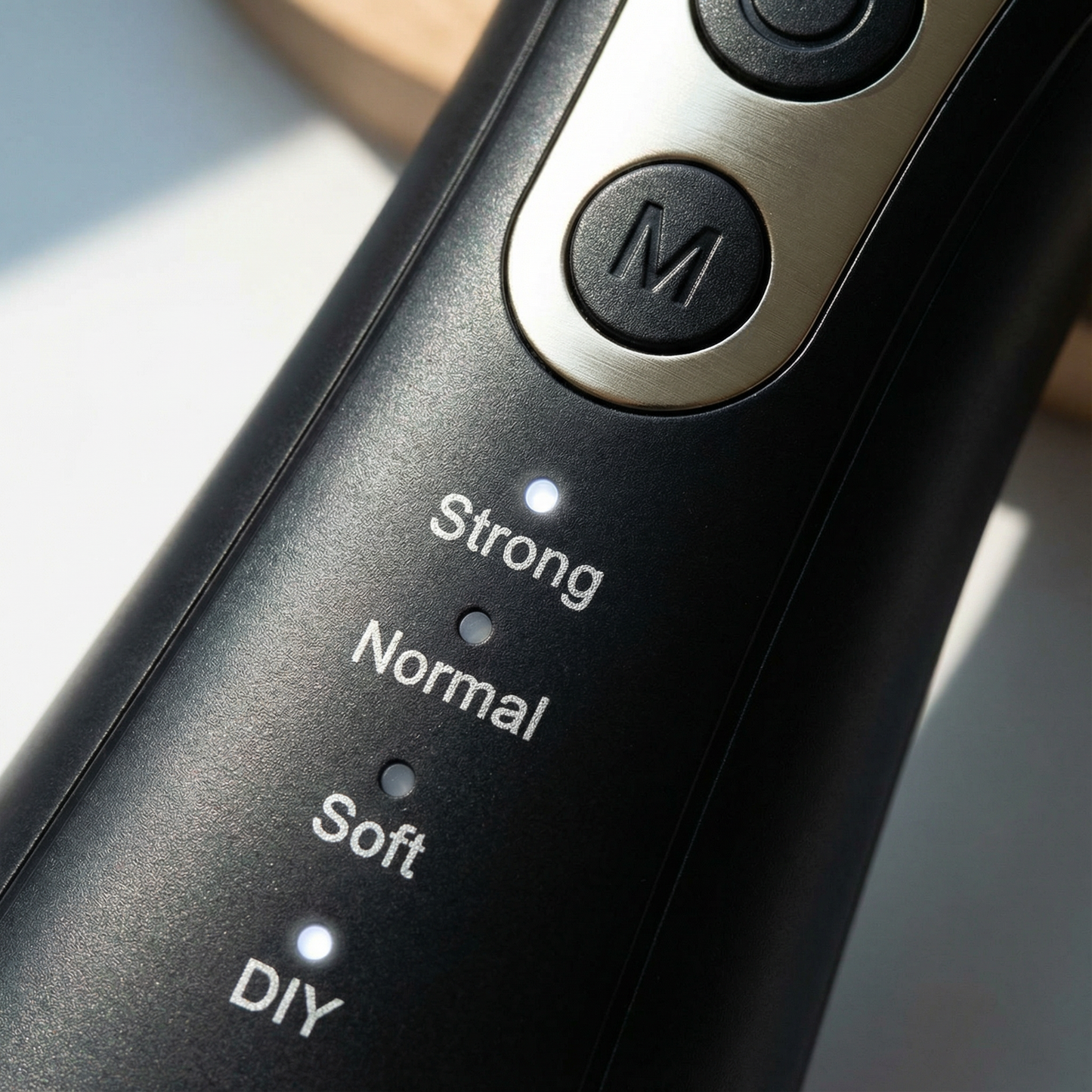 Water Flosser with 5 Nozzles – Intelligent Oral Irrigator